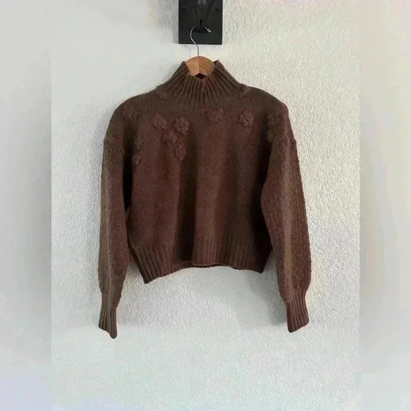 Jessica Simpson Sweaters - Jessica Simpson Cocoa Brown Sweater with Floral Accents, Size XS, Fall Winter